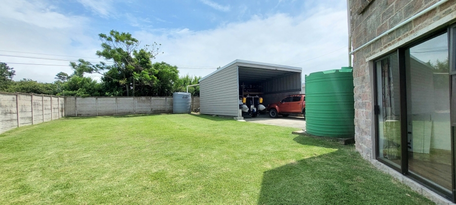 5 Bedroom Property for Sale in Sunrise On Sea Eastern Cape